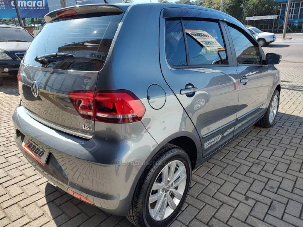 VOLKSWAGEN - FOX - 2018/2019 - Cinza - R$ 62.900,00