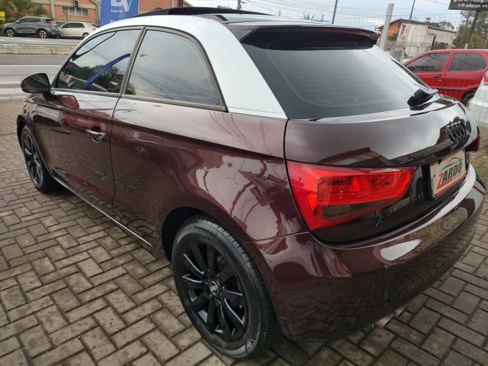 AUDI - A1 - 2011/2011 - Vermelha - R$ 60.900,00