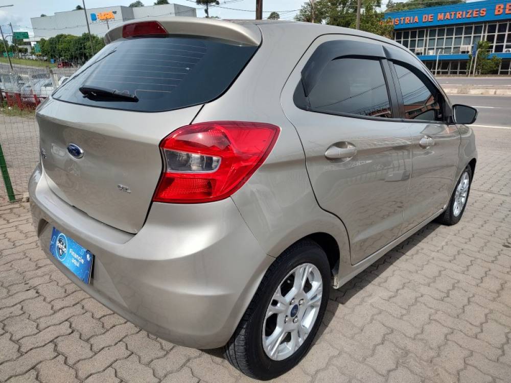 FORD - KA - 2015/2016 - Prata - R$ 40.900,00
