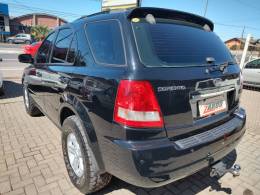 KIA MOTORS - SORENTO - 2005/2006 - Preta - R$ 42.900,00