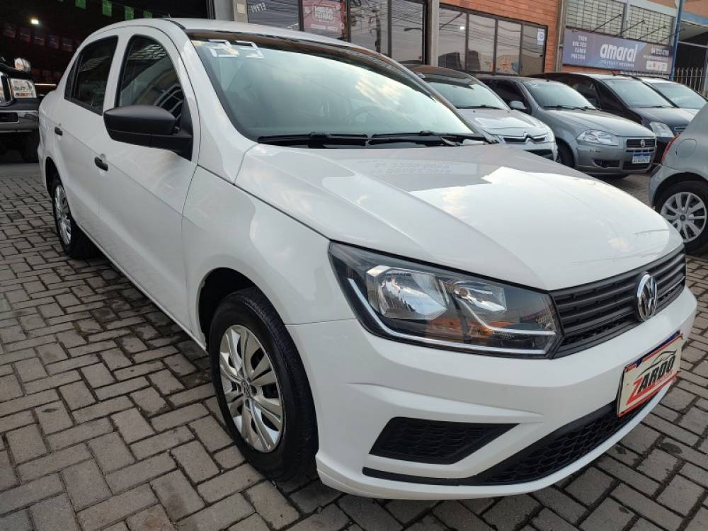 VOLKSWAGEN - VOYAGE - 2022/2023 - Branca - R$ 62.900,00