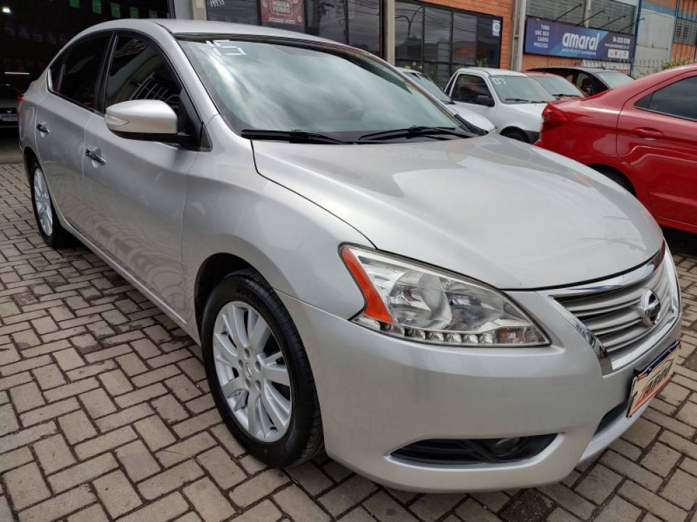 NISSAN - SENTRA - 2014/2015 - Prata - R$ 55.800,00