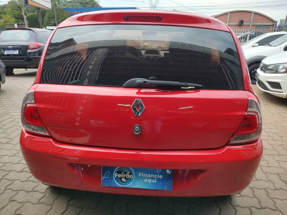 RENAULT - CLIO - 2013/2014 - Vermelha - R$ 28.900,00