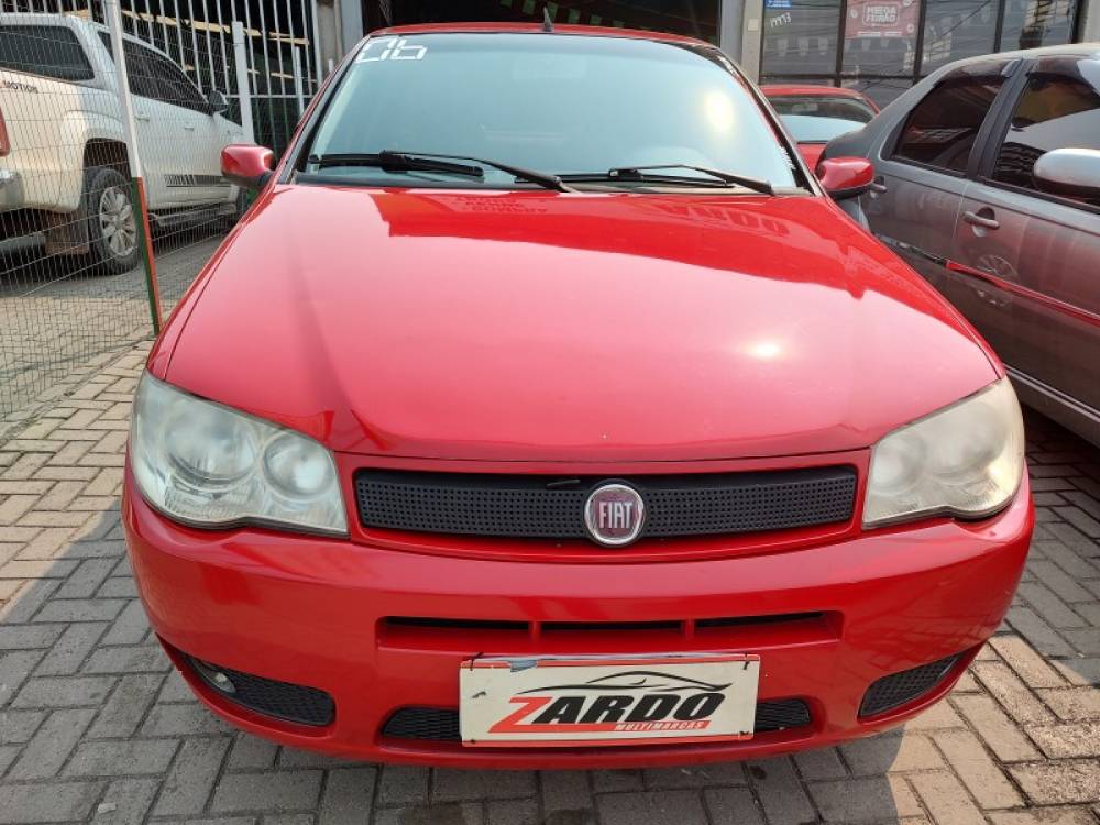 FIAT - PALIO - 2005/2006 - Vermelha - R$ 21.900,00