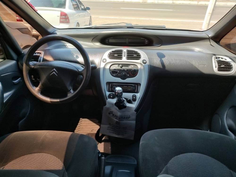 CITROËN - XSARA PICASSO - 2009/2010 - Prata - R$ 21.900,00