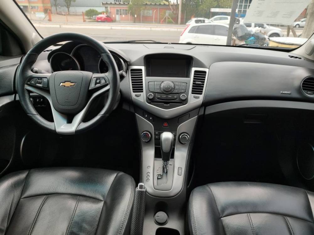 CHEVROLET - CRUZE - 2014/2014 - Branca - R$ 63.800,00