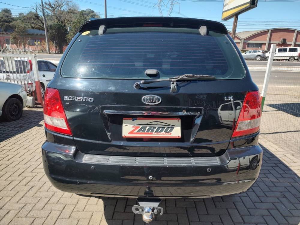 KIA MOTORS - SORENTO - 2005/2006 - Preta - R$ 42.900,00