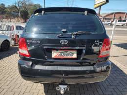 KIA MOTORS - SORENTO - 2005/2006 - Preta - R$ 42.900,00