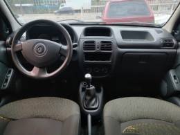 RENAULT - CLIO - 2013/2014 - Vermelha - R$ 28.900,00