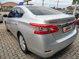 NISSAN - SENTRA - 2014/2015 - Prata - R$ 55.800,00