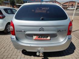 CITROËN - XSARA PICASSO - 2009/2010 - Prata - R$ 21.900,00