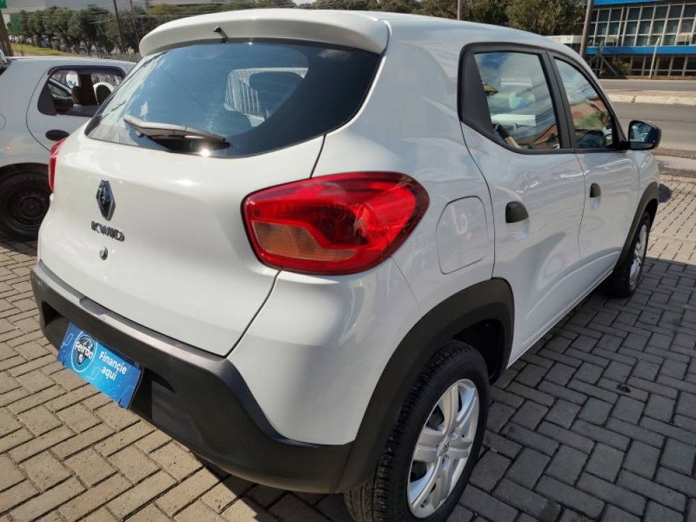 RENAULT - KWID - 2021/2022 - Branca - R$ 49.900,00